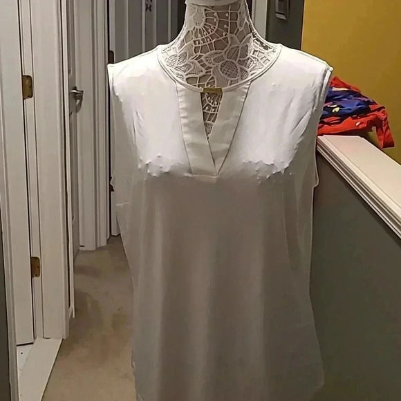 TAHARI TOP - Picture 1 of 5